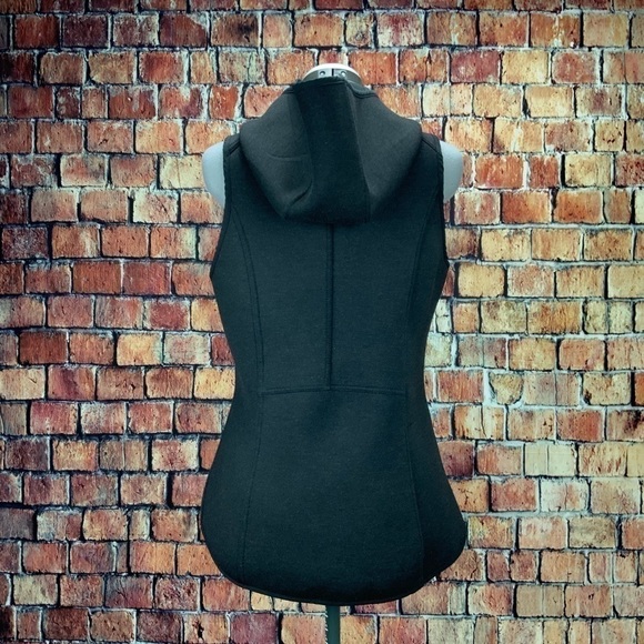 GERRY Weather Resistant Outdoor Women’s Hooded Vest Small Black - Picture 4 of 9